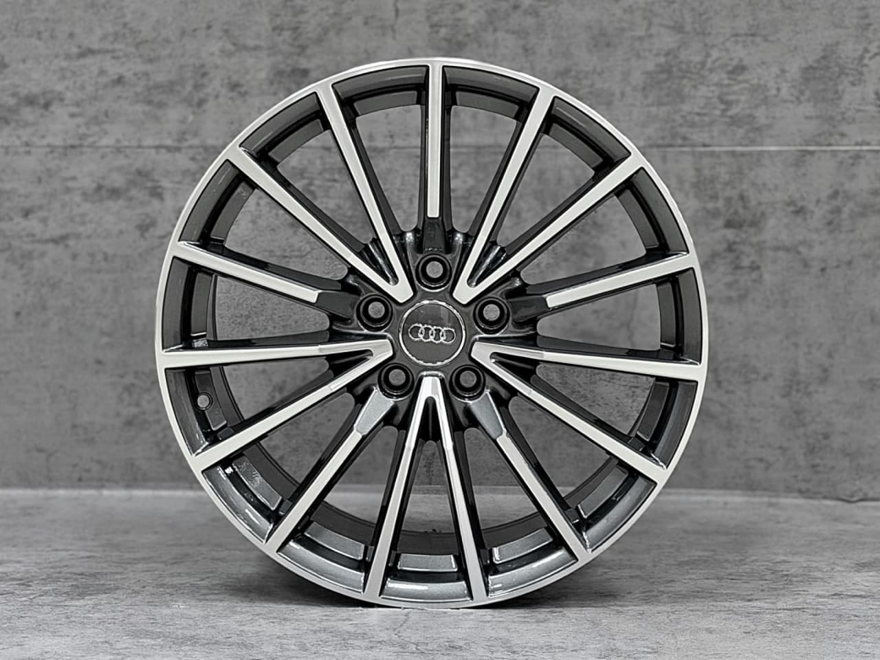 Audi Audi 18 S-Line