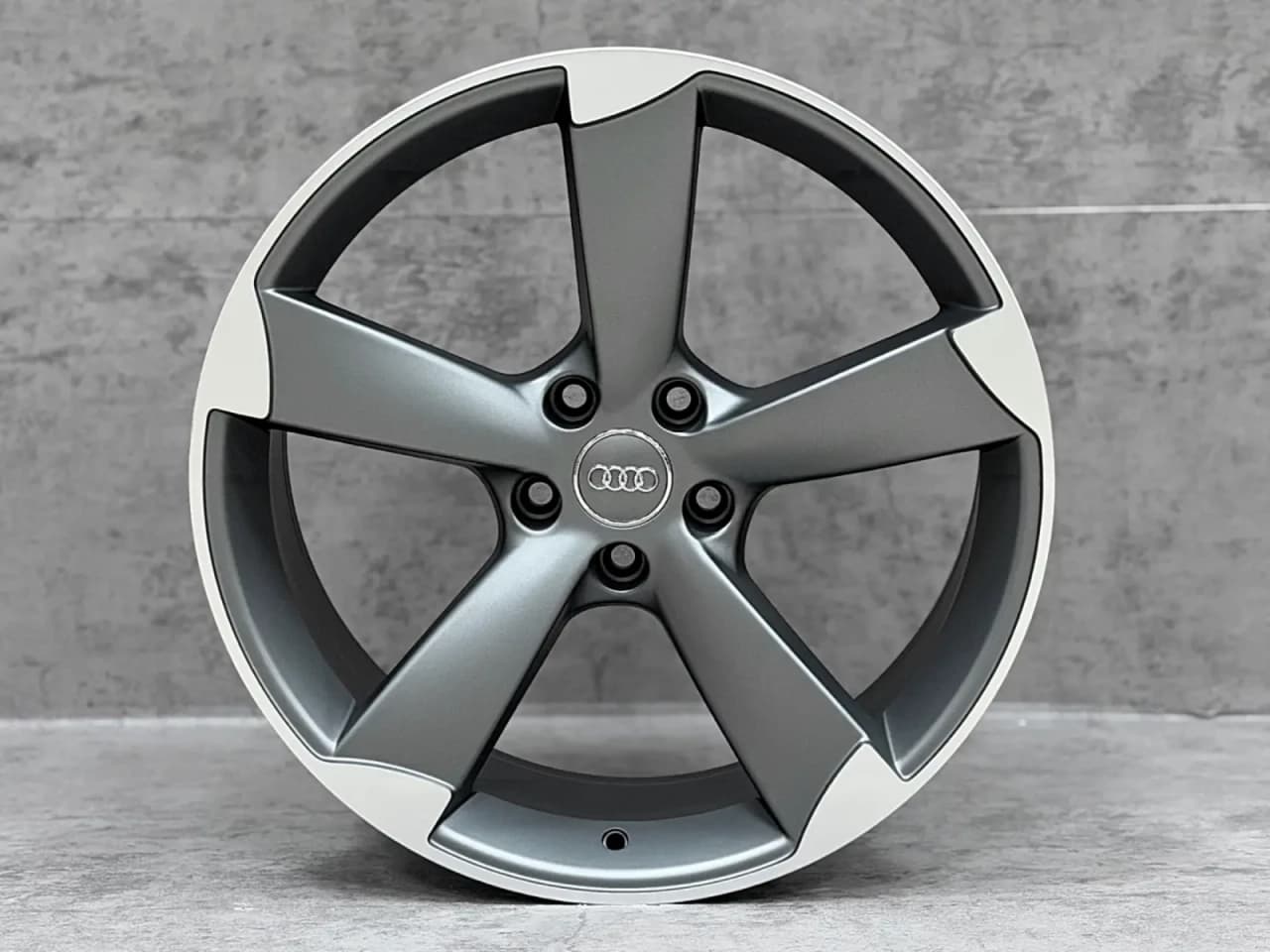Audi Audi 19 Rotor