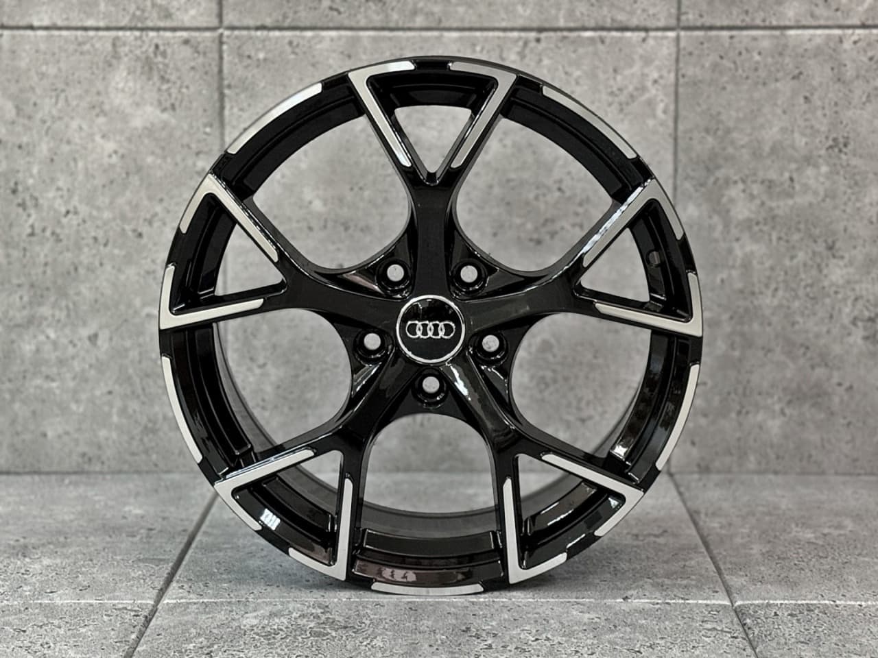 Audi Audi 17 RS