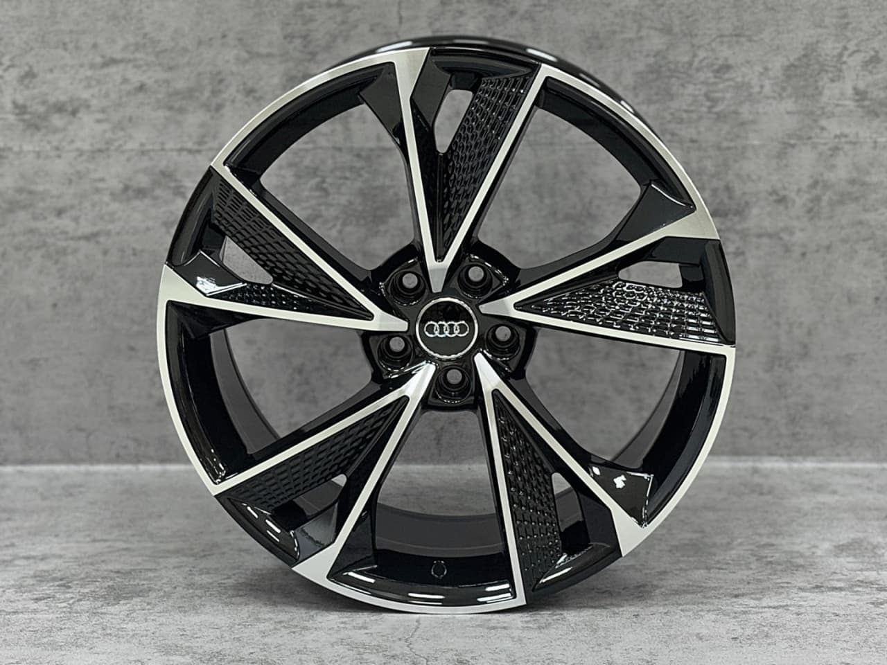 Audi Audi 20 RS7